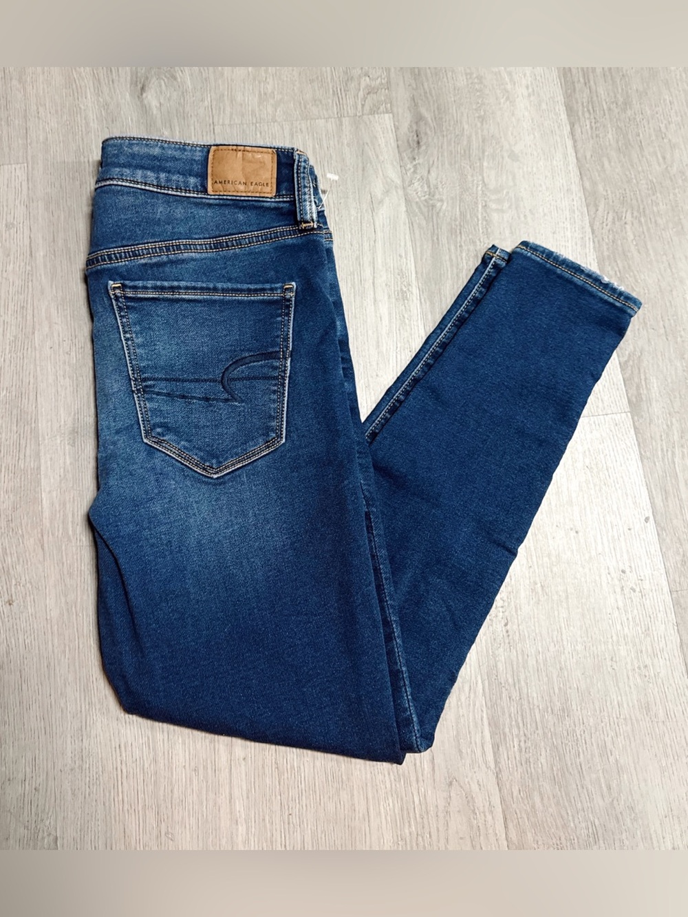 •AMERICAN EAGLE• JEGGING JEANS